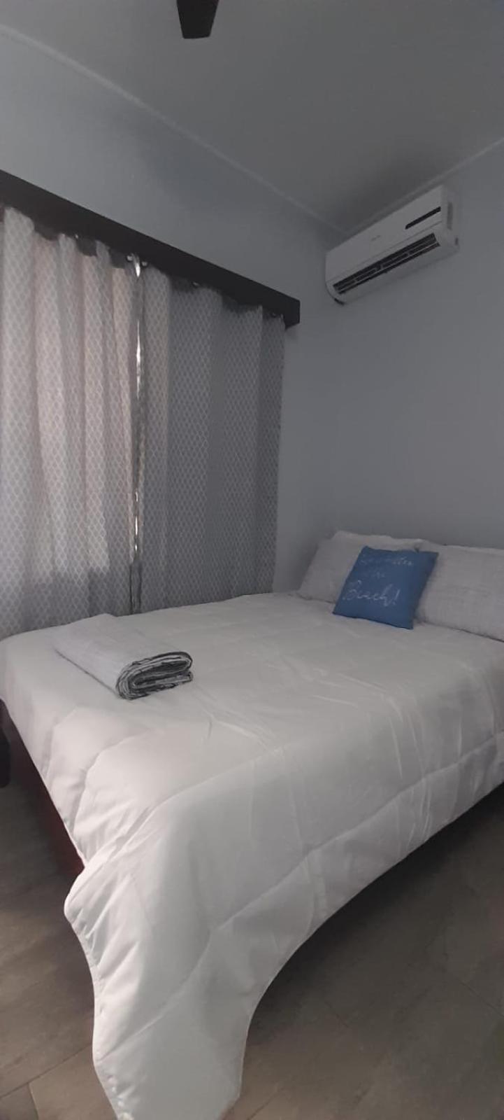 Placencia Serenade Hotel מראה חיצוני תמונה